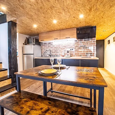 Appartement Le Petit New York Industriel Hyper Centre Place Stan Insolites *