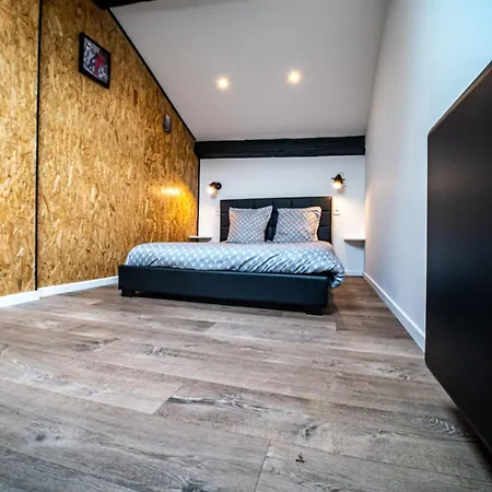 Le Petit New York Industriel Hyper Centre Place Stan Insolites *