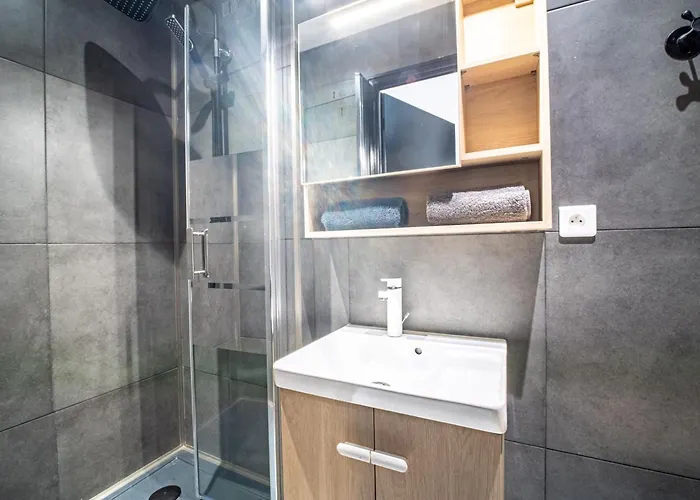 Le Petit New York Industriel Hyper Centre Place Stan Insolites * Нанси